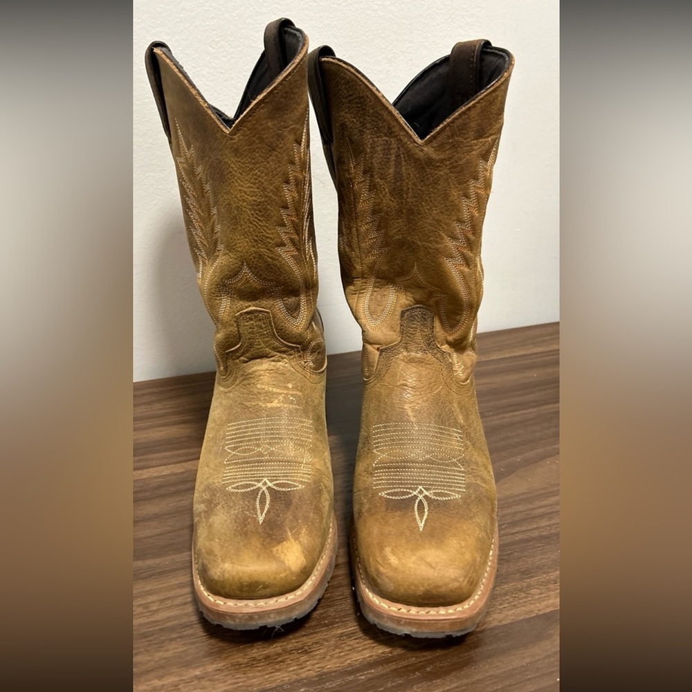 Abilene 11″ Tan Bison, Broad Toe, Men’s Cowboy Boots, Size 9